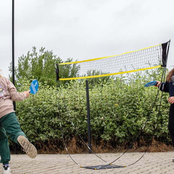 Bærbart 3x1,5m foldbart badminton volleyball tennisnet