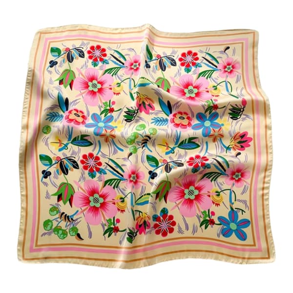 Satintørklæde 70x70 cm - blomster på en lys baggrund
