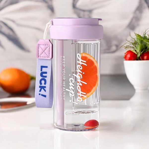 Vattenflaska med korg och sugrör 600 ml Simple BD32FIO