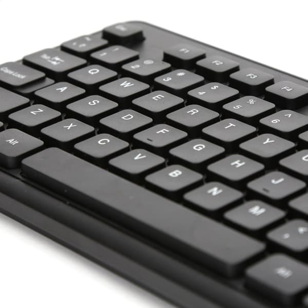 OMEGA TASTATUR USB MED KABEL, SORT [45687]
