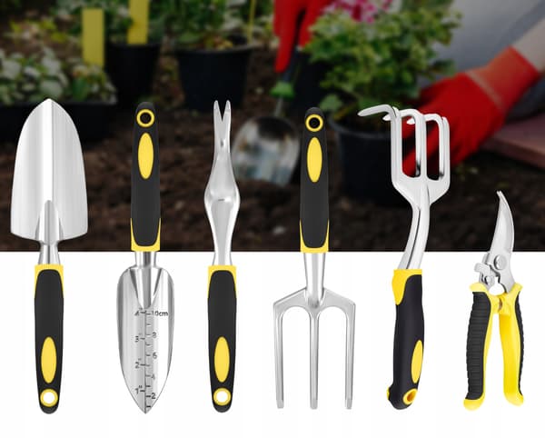 Trädgårdsredskapsset spade, ogräsklippare, sekatör, klor, gaffel och hacka