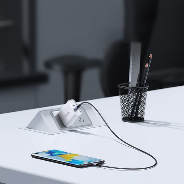 USB-C PD punottu kaapeli 240W 5A 480Mb/s 1m musta harmaa