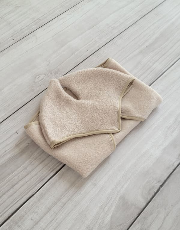 Käpphäst A3-set: Fleecetäcke + Hörselkåpor - Beige
