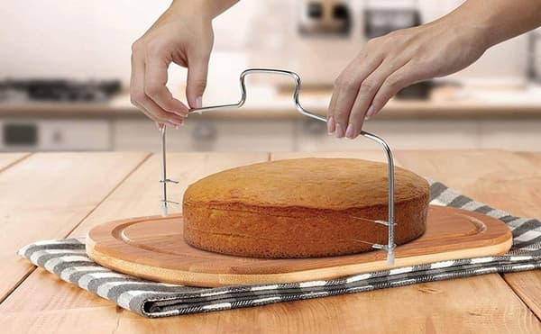 AG611 STRINGKNIV FÖR ATT SKÄRA SOCKEKAKOR 2 STRINGAR