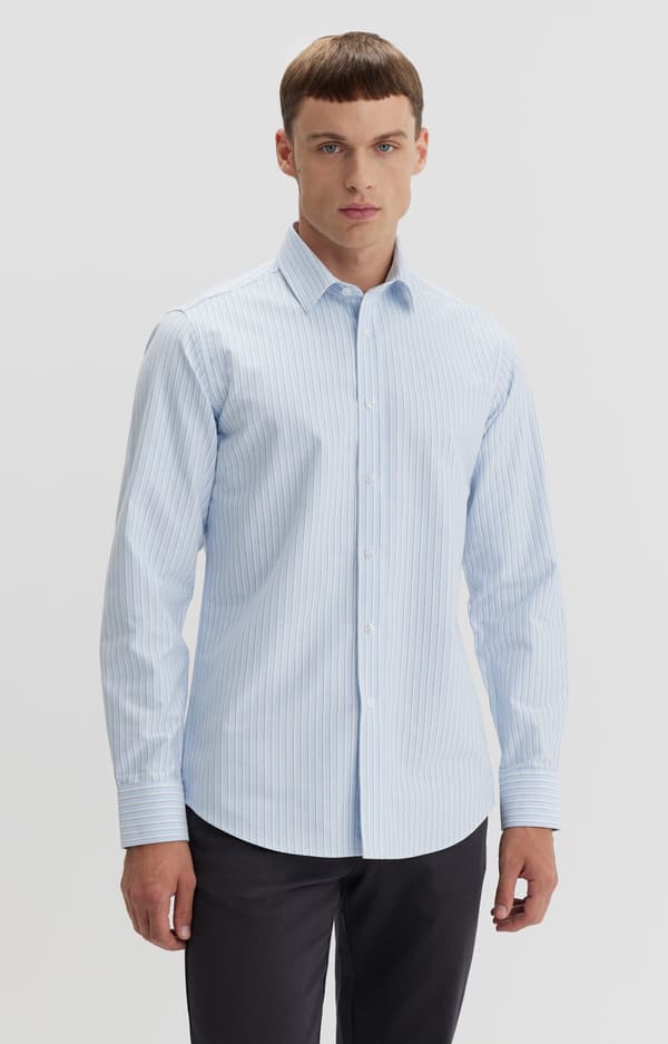 Slim fit stribet skjorte M
