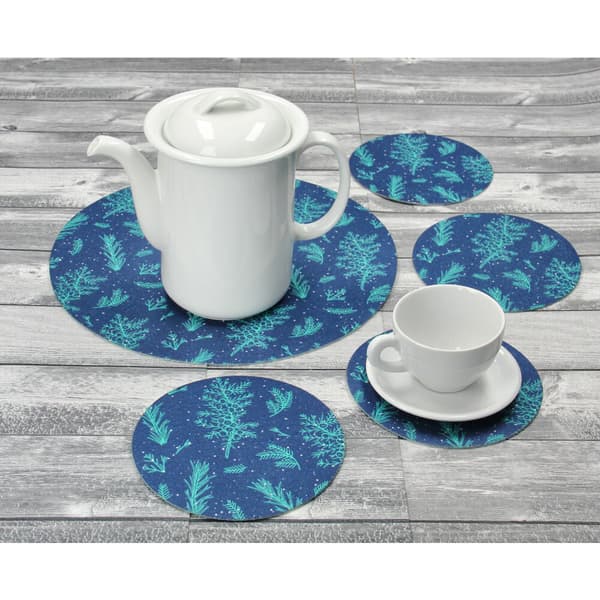 Set med runda bordsunderlägg 1+4 - JUNIPER