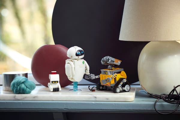 LEGO Disney Wall-E og Eva 811 dele (43279)