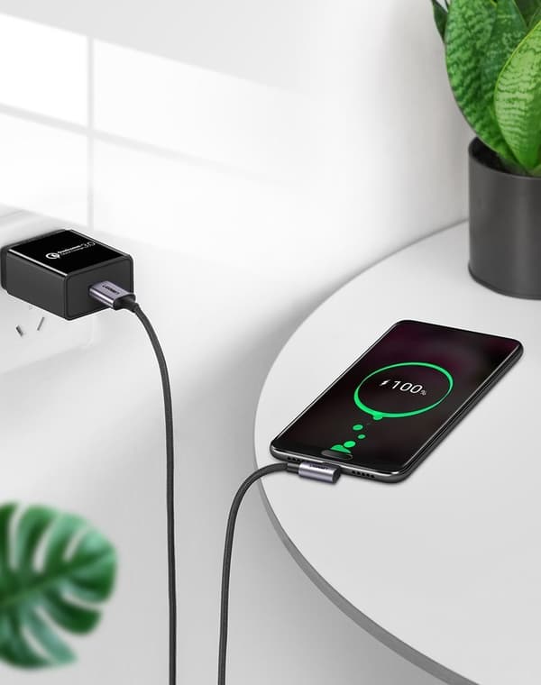USB-C-kaapeli, kulmikas sivuliitin - USB-C 1m 3A, harmaa
