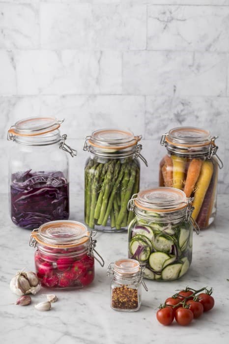 6 maustepurkin setti laatikossa + etiketti / Kilner
