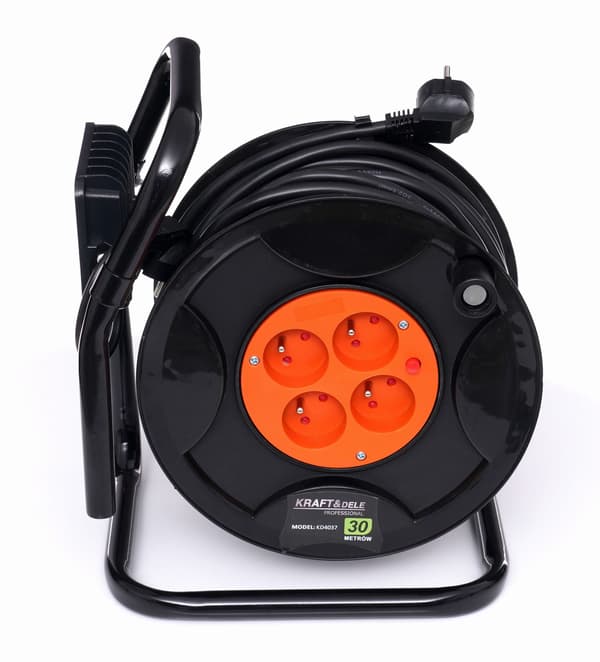 30M forlængerkabelrulle + LED KD4037