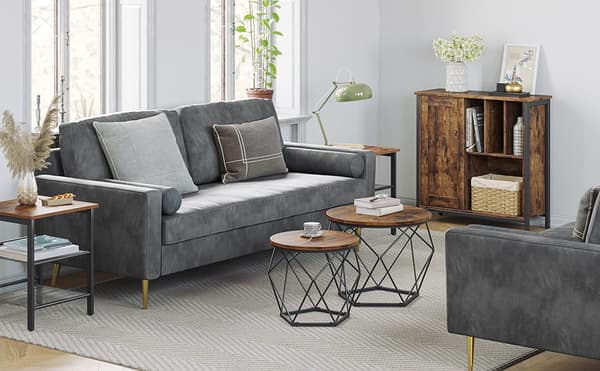 Sæt med 2 runde sofaborde i rustik loftstil, brun farve.