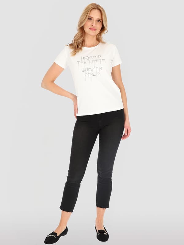 Dambomulls-T-shirt med applikationer