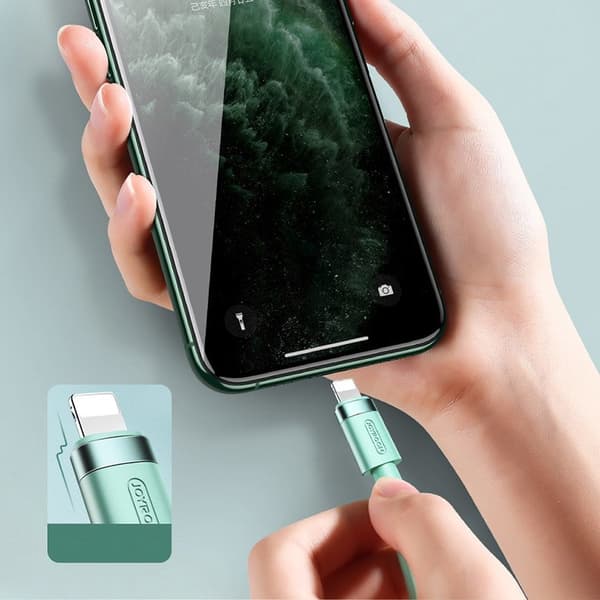 iPhone USB-kaapeli - Lightning 2.4A 1.2m valkoinen