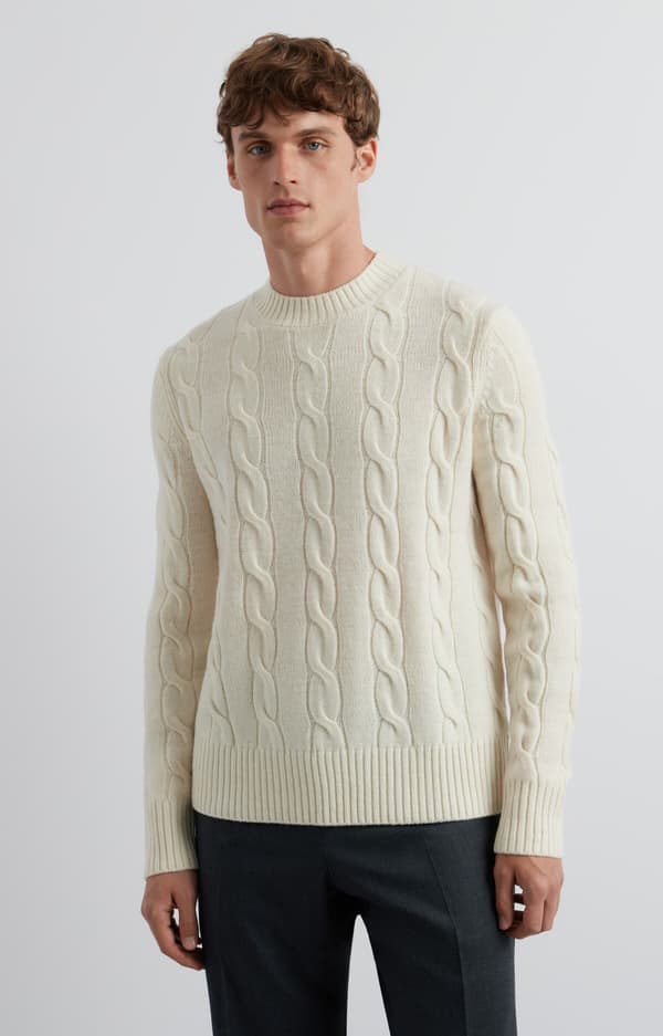 Kabelstrikket sweater M
