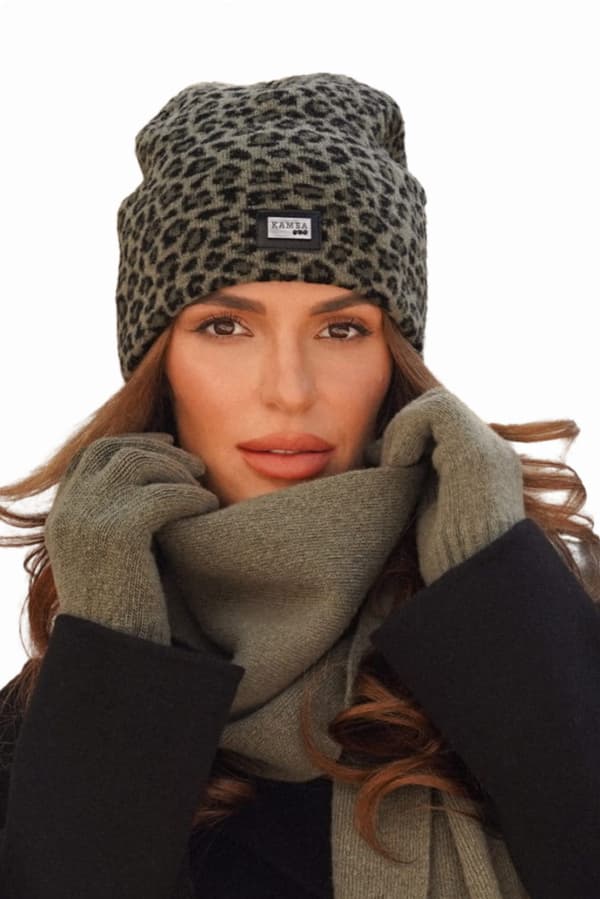 Leopardmössa i ull med logotyp, khakifärgad Panji