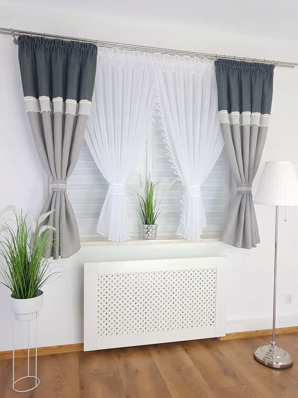 Färdig gardin - set med grå gardiner