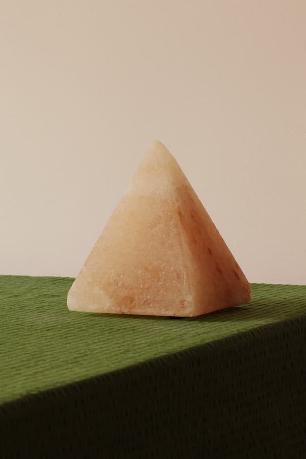 Saltlampa - pyramid