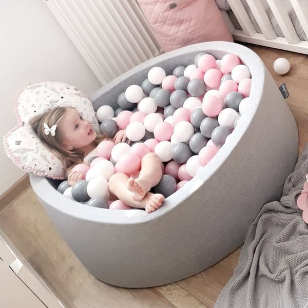 KiddyMoon plastbollar 7 cm vita 700 leksaksbollar set