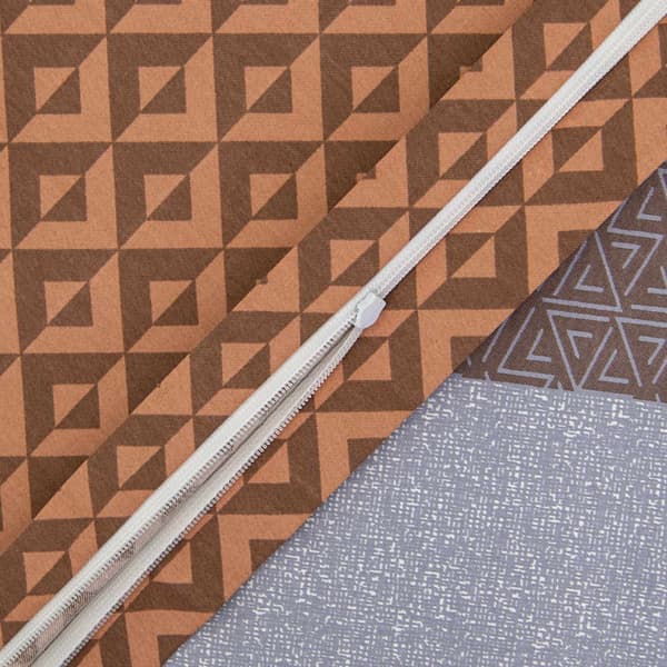 Mia bomuldssatin sengesæt 160x200 orangebrune striber