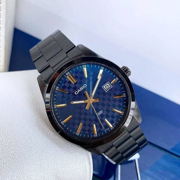 HERRKLOCKA CASIO MTP-VD03B-2A + LÅDA