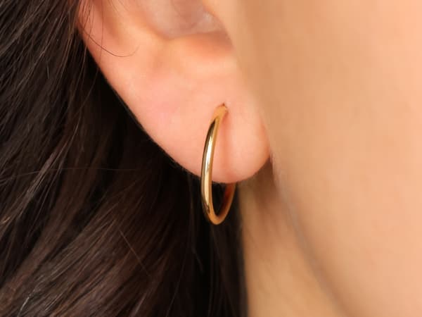 585 guld hoop øreringe, 18 mm glatte, fine, til kvinder