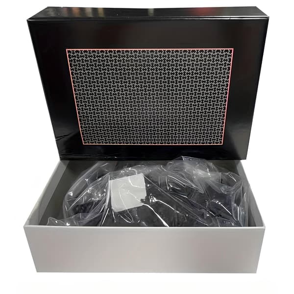 Black Hell Puzzle 1000 Brikker - Helsort Puslespil 38×26 cm