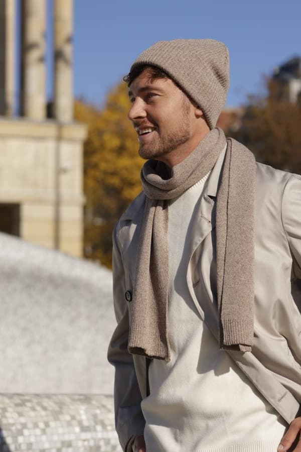Ribbad mössa med mudd - Patrick, merinoull + siden, beige
