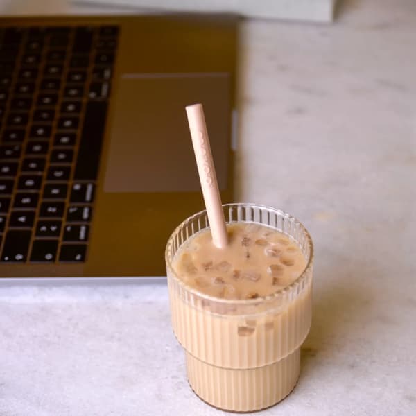 Silikonsugrör för barn med rengöringsborste 3 st Beige