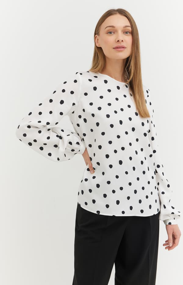 Pilkullinen lyocell-pusero 34