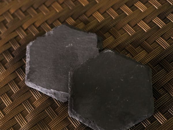 Set med 4 stenbrickor - Hexagonal, Marocko (CARMANI)