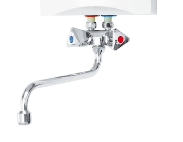 Trevejs bruser- og håndvaskarmatur med 210 mm tud