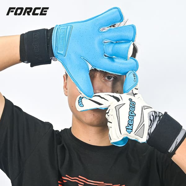 Force V2.25 RF2G junior | 4keepers Force V2.25 RF2G junior målmandshandsker 7