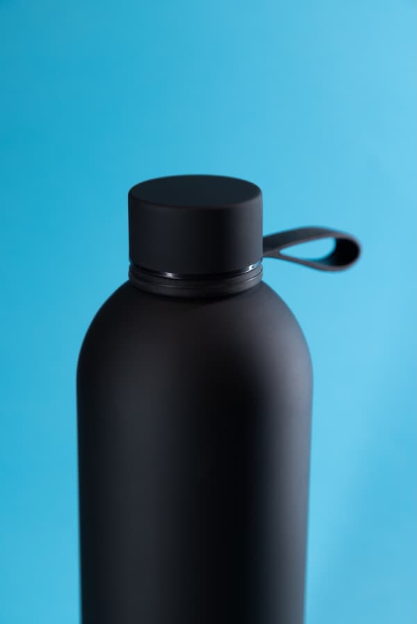 MOVA Musta 750 ml Termospullo