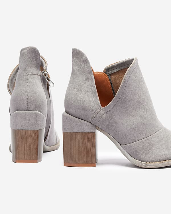 Ariko Grå Ankelboots med Utskuren Klack 39