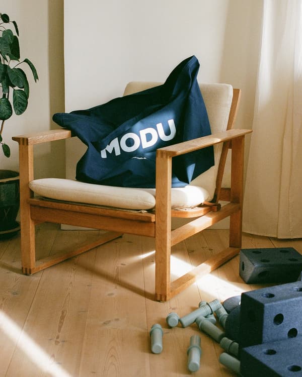 MODU - Bärväska - Djupblå / Himmelsblå