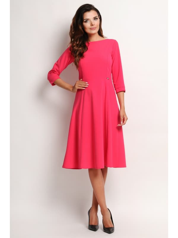 Elegant midiklänning med båtringning och ¾ ärmar, rosa M