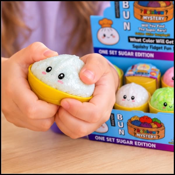 Anti-stress glitter dumpling i en ask DUMPLING MYSTERY SQUEEZE