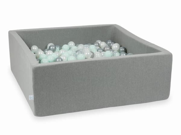 Tør pool grå 110x110x40 med 600 bolde: transparent, perlemor, sølv, lys mint