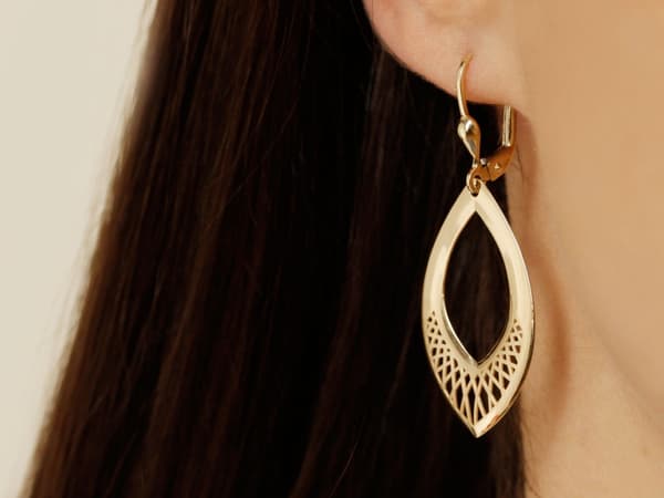 Damörhängen 585 guld elegant design 14k guld