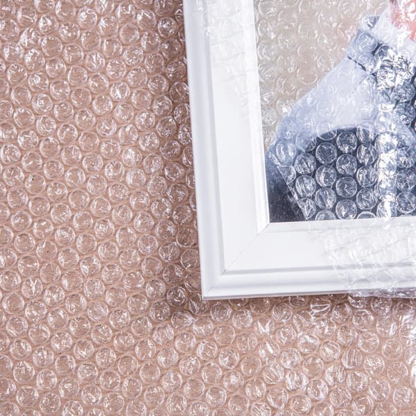 BUBBELPLAST 40 cm BREDD SKYDDSFÖRPACKNING LÅNG