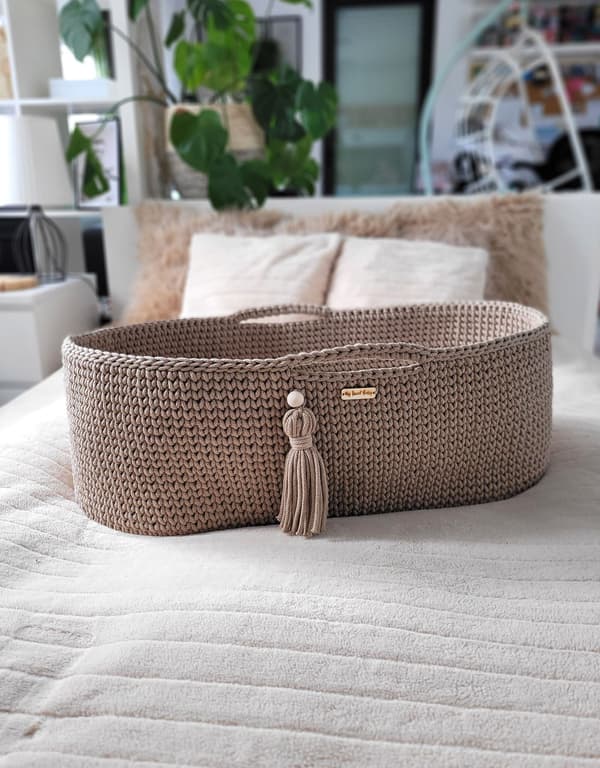 Moses korg BOHO Handgjord med stativ sand
