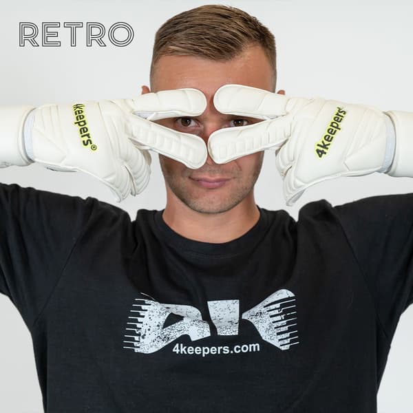 retro 42 RF2G | 4KEEPERS Retro 42 RF2G Målvaktshandskar 8