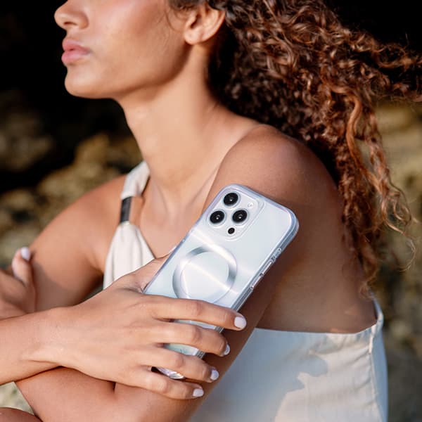 UNIQ Coehl Savon MagSafe-etui til iPhone 16 Pro