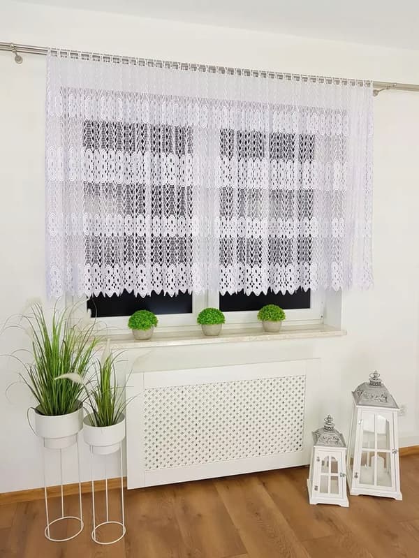 Guipuregardin med moderne accent 300 cm