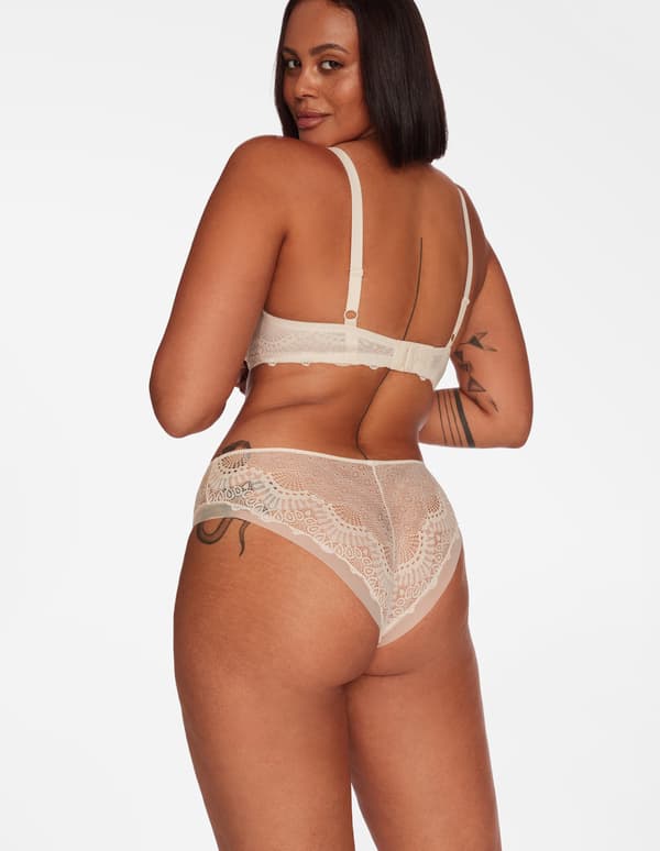 Felisa M shorts