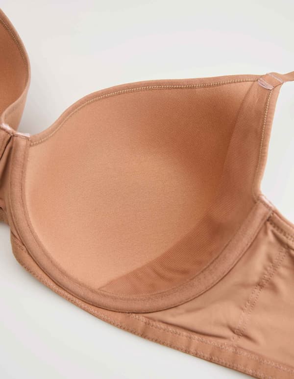 Q1.12 SPACER Esotiq vadderad bh | beige 65E