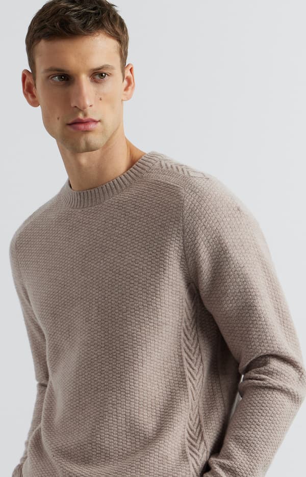 Mikromønstret sweater med rund hals M