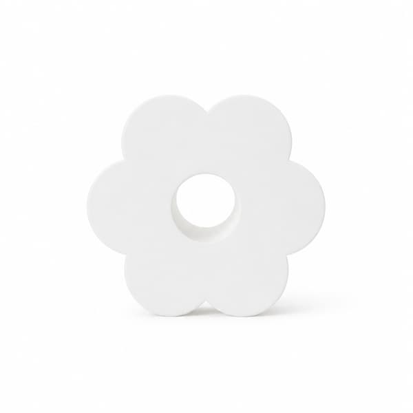 Vit dekorativ vas i form av en blomma, modern design