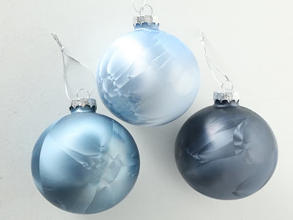 Juletræskugle (diameter 8 cm)