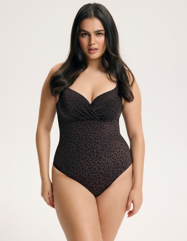 BASE Esotiq badedragt med stivnet leopardprint | brun L